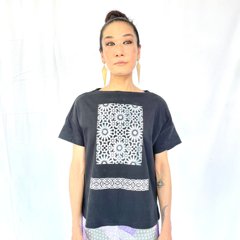 CICADA／Isramic Pettern T-shirt ボートネック／BLACK