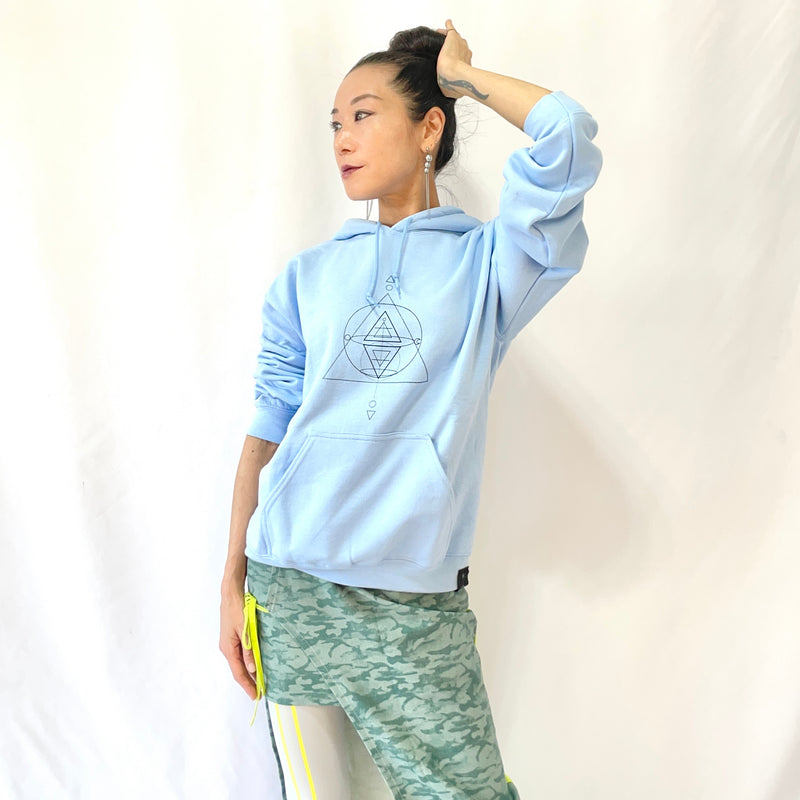 Shan Dra ／ Pullover Hoodie  ／ Sky Blue