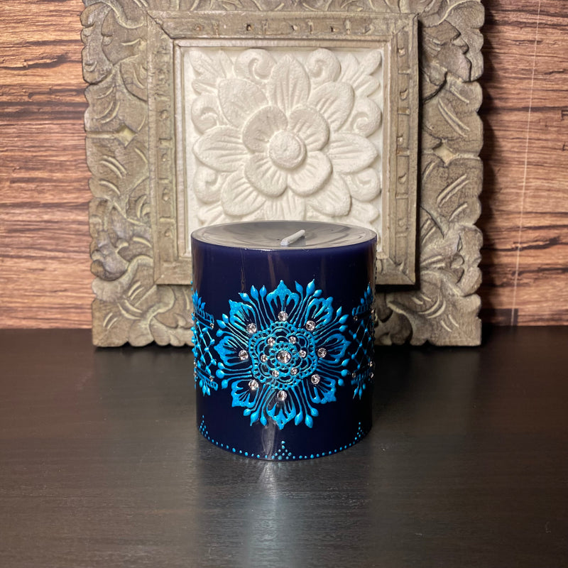 mani apsaras／Mehndi Design デコレーション ピラーキャンドル／Black & Iridescent Blue