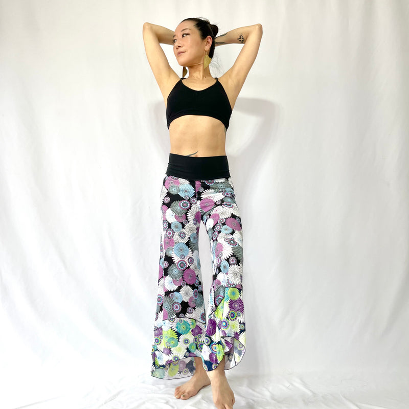 HIKARI／SALE／Daisy print pants